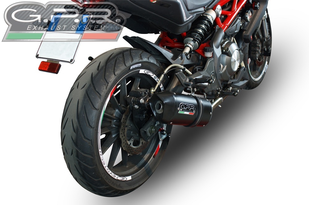 Pot echappement compatible avec Benelli Bn 302 S 2017-2024, Furore Evo4 Nero, Échappement légal, homologué,silencieux avec db killer amovible et tuyau de liaison spécifique 