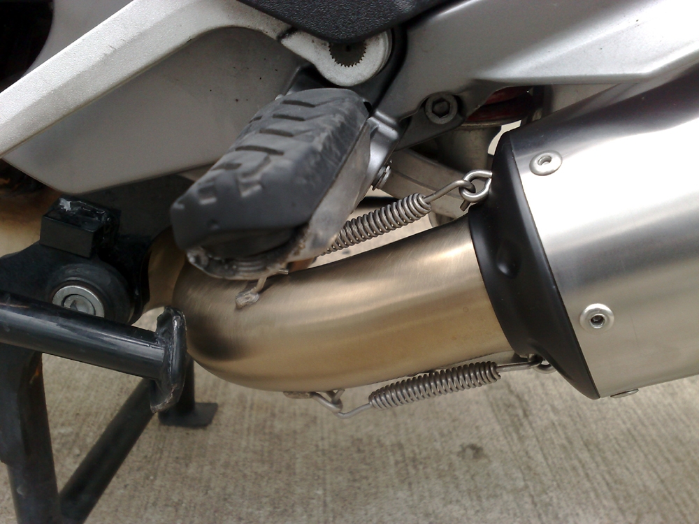 Pot echappement compatible avec Moto Guzzi Norge 850 2006-2011, Trioval, Échappement légal, homologué,silencieux avec db killer amovible et tuyau de liaison spécifique 