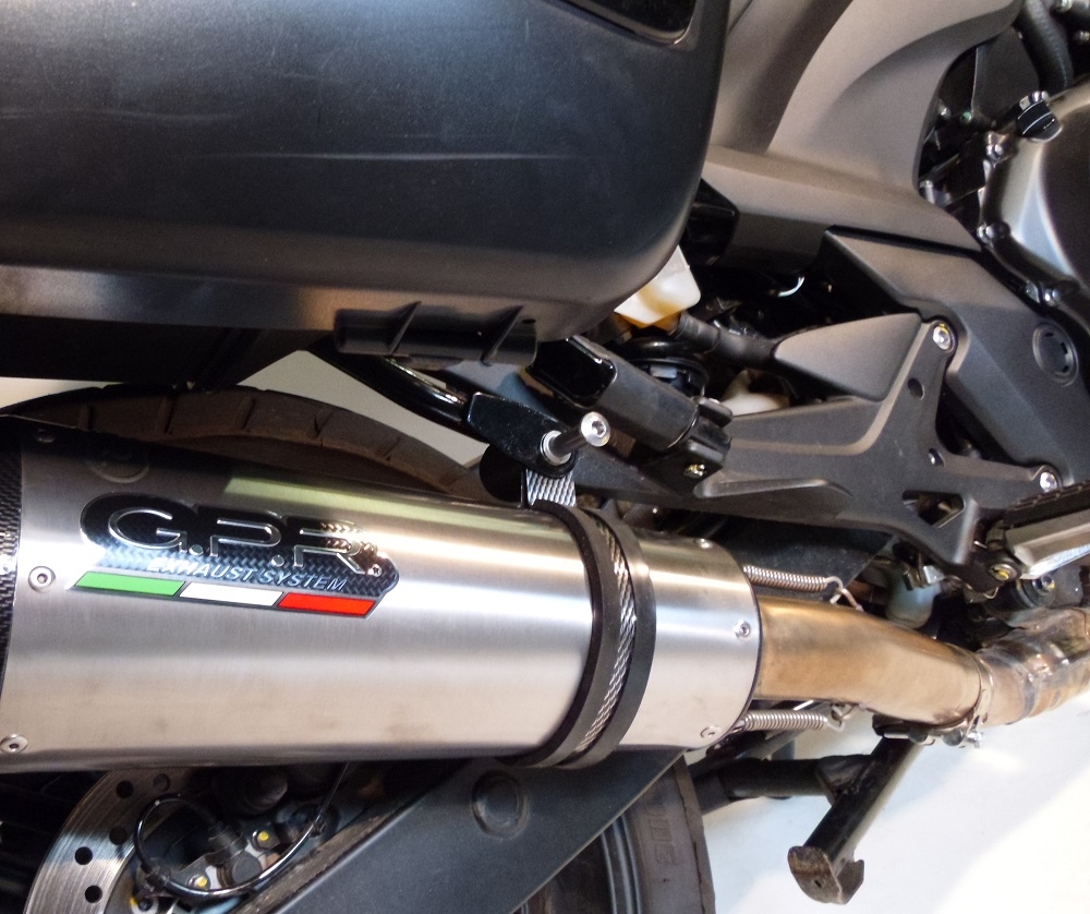Pot echappement compatible avec Honda Cbf 1000 - ST 2010-2016, M3 Inox , Échappement légal, homologué,silencieux avec db killer amovible et tuyau de liaison spécifique 