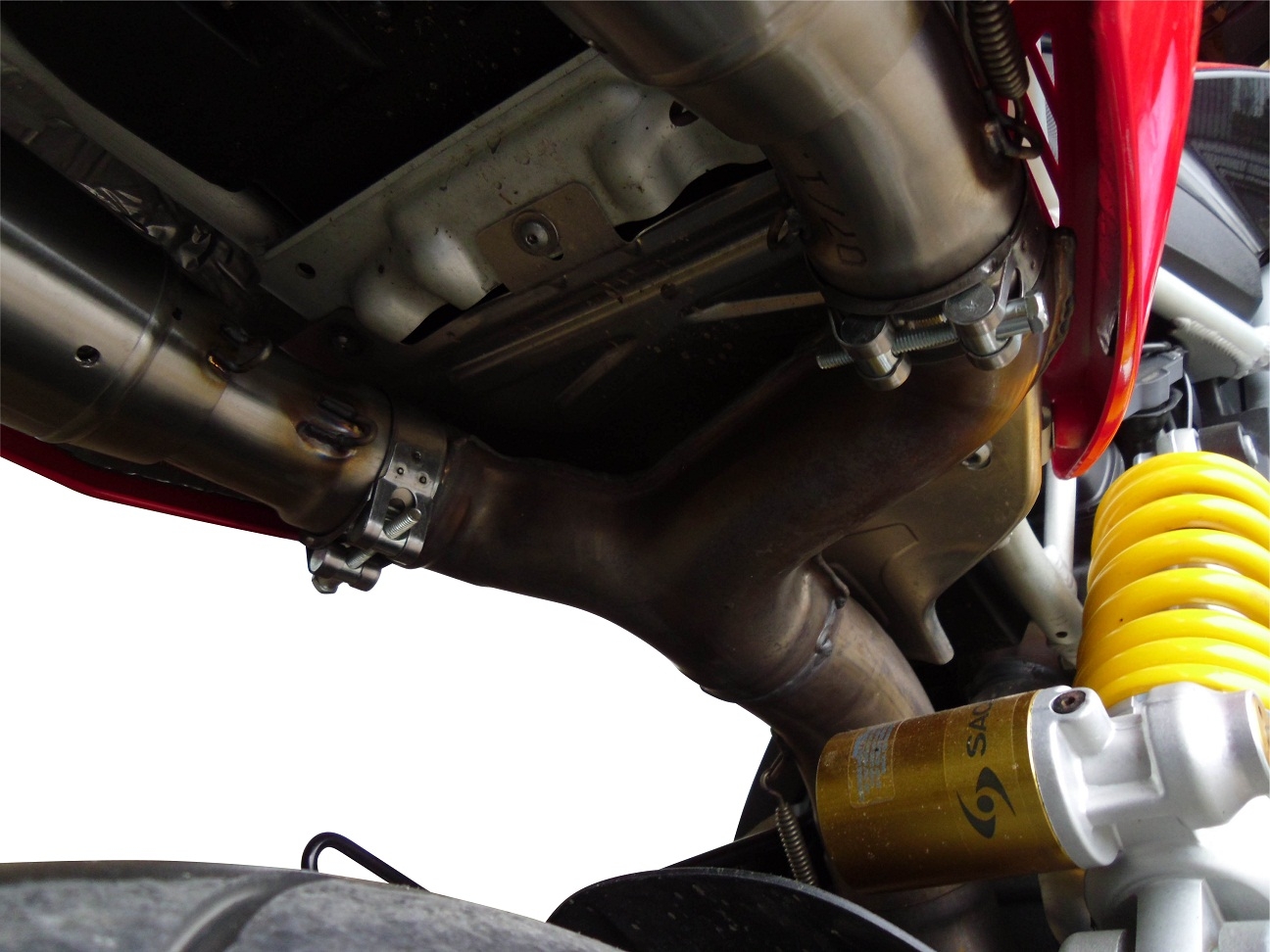 Pot echappement compatible avec Aprilia Dorsoduro 1200 2011-2016, GP Evo4 Titanium, Paire de pot d'échappement homologuées, livrées avec db killer amovible et raccords spécifiques 