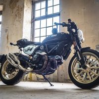 Pot echappement compatible avec Ducati Scrambler 800 2015-2016, Deeptone Inox, Paire de pot d'échappement homologuées, livrées avec db killer amovible, catalyseurs et raccords spécifiques 