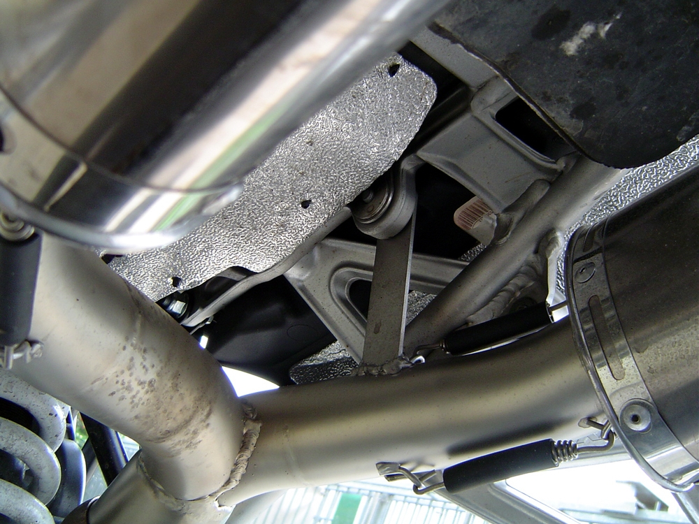 Pot echappement compatible avec Ktm Superduke 990 - R ( LC8) 2004-2012, Albus Ceramic, Paire de pot d'échappement homologuées, livrées avec db killer amovible, catalyseurs et raccords spécifiques 