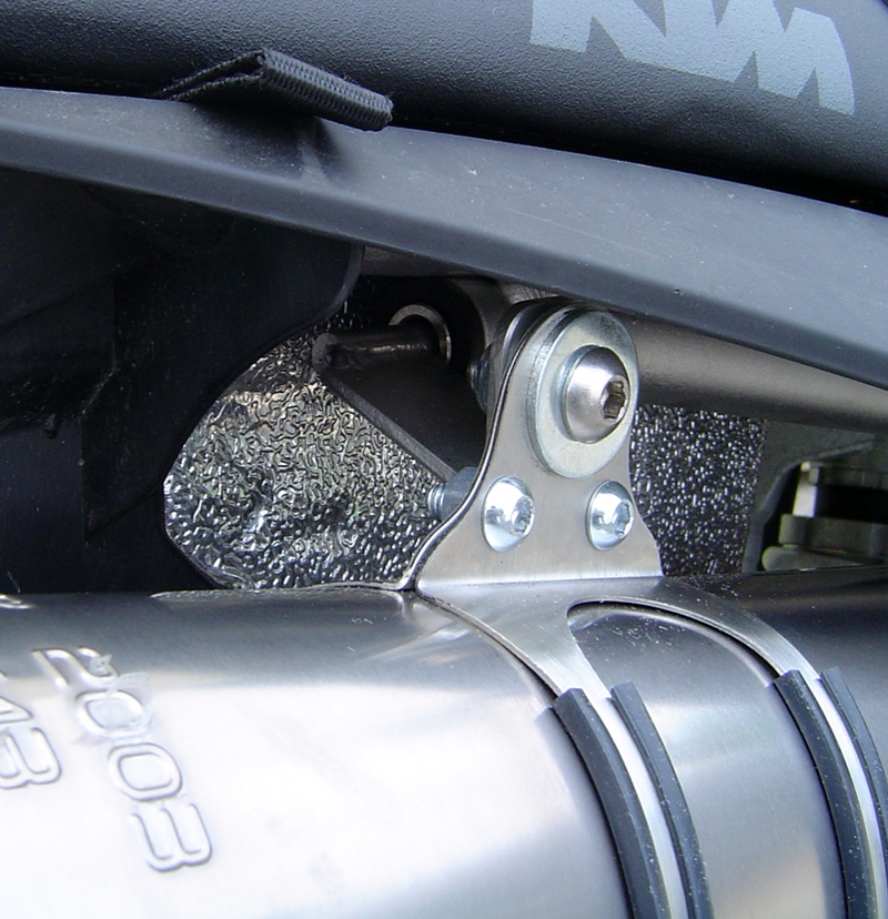 Pot echappement compatible avec Ktm Superduke 990 - R ( LC8) 2004-2012, Albus Ceramic, Paire de pot d'échappement homologuées, livrées avec db killer amovible, catalyseurs et raccords spécifiques 