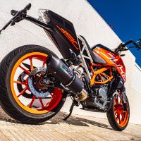 Pot echappement compatible avec Ktm Duke 200 2012-2020, Furore Nero, Échappement légal, homologué,silencieux avec db killer amovible et tuyau de liaison spécifique 