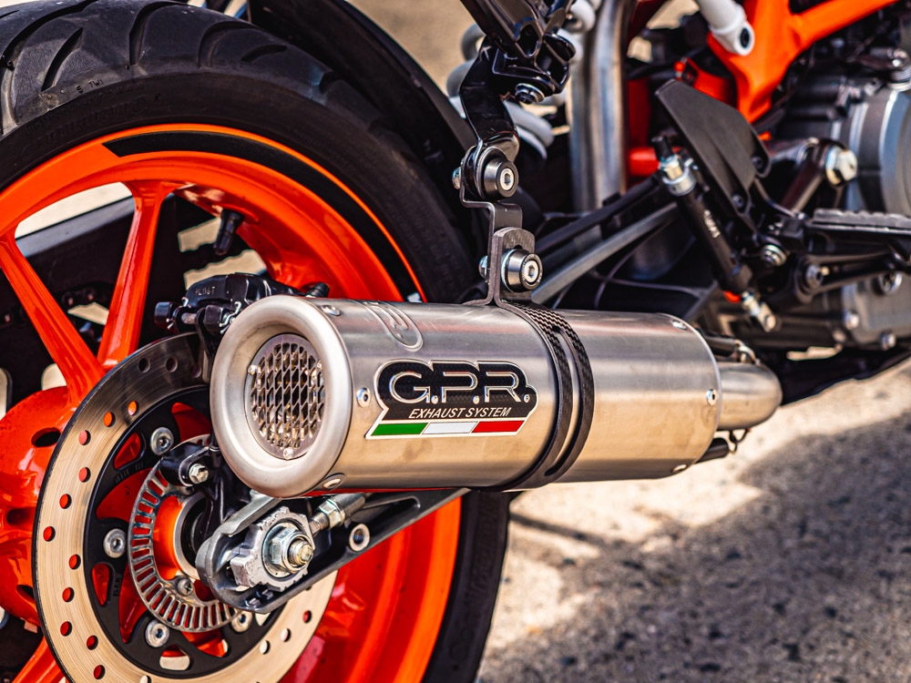 Pot echappement compatible avec Ktm Duke 390 2017-2020, M3 Inox , Pot échappement racing, avec les tuyaux de liaison, article sans homologation 