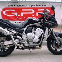 Pot echappement compatible avec Yamaha Fzs 1000 Fazer 2001-2005, Trioval, Échappement légal, homologué,silencieux avec db killer amovible et tuyau de liaison spécifique 