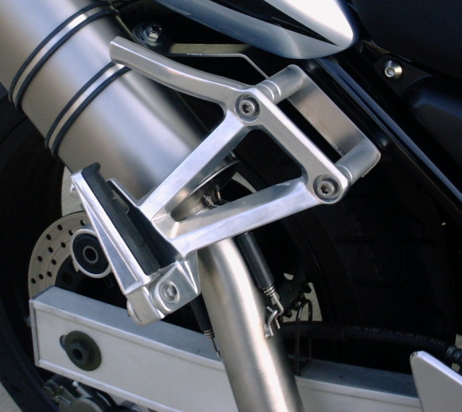 Pot echappement compatible avec Yamaha Fzs 600 Fazer 1998-2003, Furore Nero, Échappement légal, homologué,silencieux avec db killer amovible et tuyau de liaison spécifique 