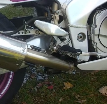 Pot echappement compatible avec Yamaha Fzr 1000 Ex-Up 1989-1990, Trioval, Échappement légal, homologué,silencieux avec db killer amovible et tuyau de liaison spécifique 