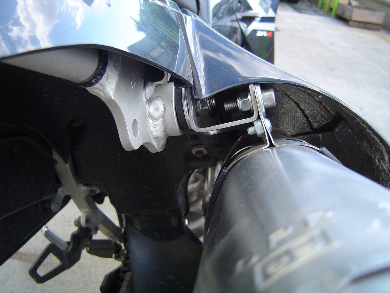 Pot echappement compatible avec Kawasaki KLX 400 R 2003-2004, Satinox , Homologué et légal, système d'échappement complet, avec db killer amovible 