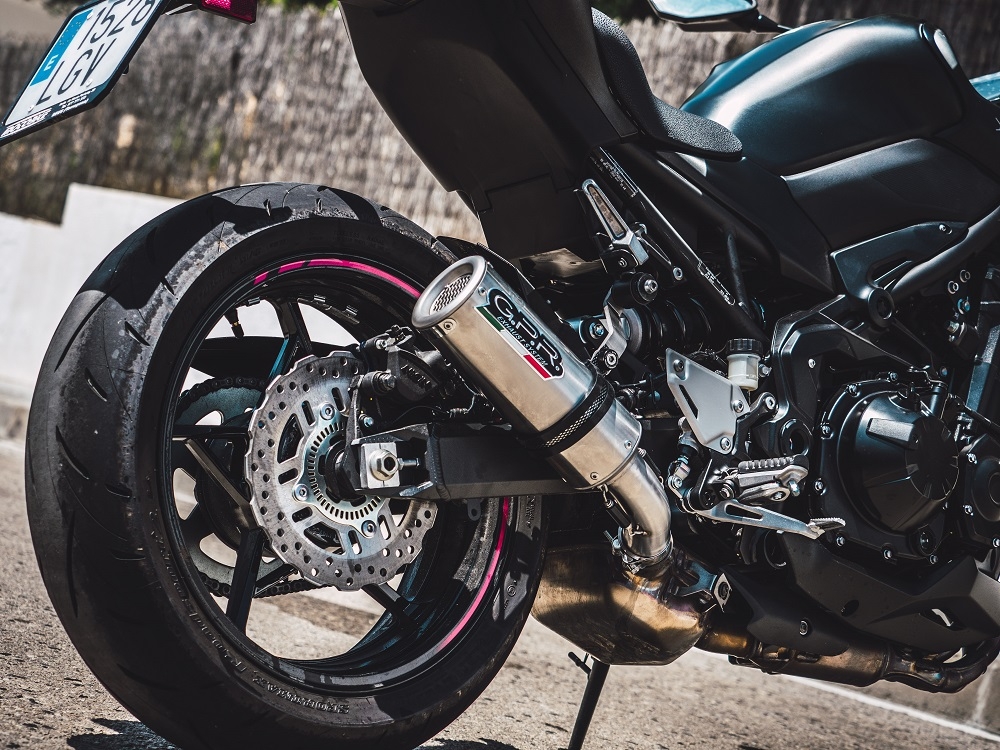 Pot echappement compatible avec Kawasaki Z 900 E 2020-2024, M3 Inox , Échappement légal, homologué,silencieux avec db killer amovible et tuyau de liaison spécifique 