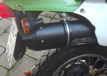 Pot echappement compatible avec Kawasaki Klx 650 R 1996-2002, Furore Nero, Échappement légal, homologué,silencieux avec db killer amovible et tuyau de liaison spécifique 