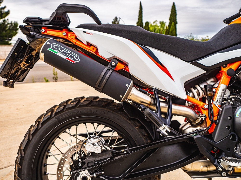 Pot echappement compatible avec Husqvarna Norden 901 2022-2024, M3 Black Titanium, Échappement légal, homologué,silencieux avec db killer amovible et tuyau de liaison spécifique 