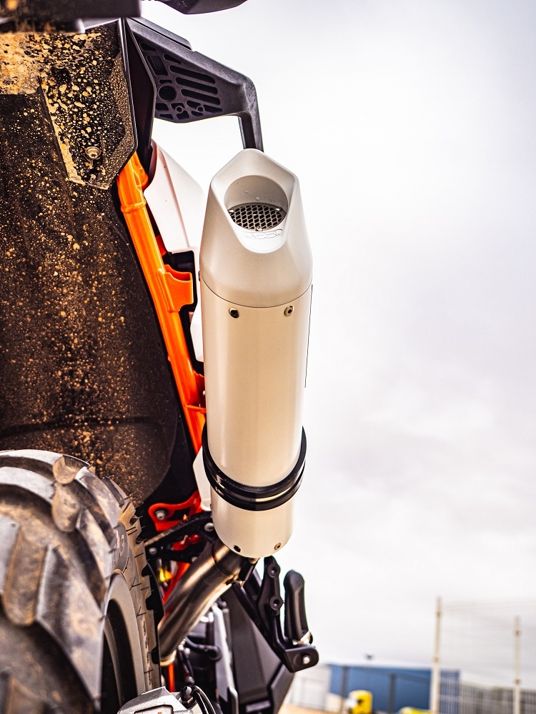 Pot echappement compatible avec Ktm SMT 890 2023-2024, Albus Evo4, Échappement légal, homologué,silencieux avec db killer amovible et tuyau de liaison spécifique 