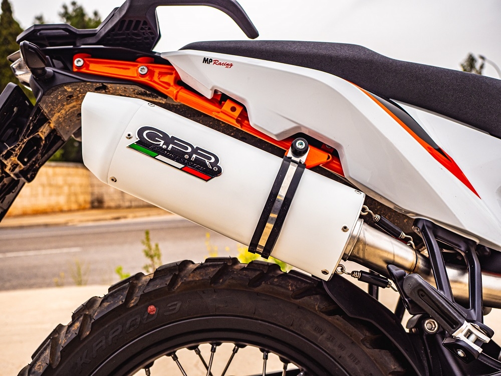 Pot echappement compatible avec Ktm SMT 890 2023-2024, Albus Evo4, Échappement légal, homologué,silencieux avec db killer amovible et tuyau de liaison spécifique 
