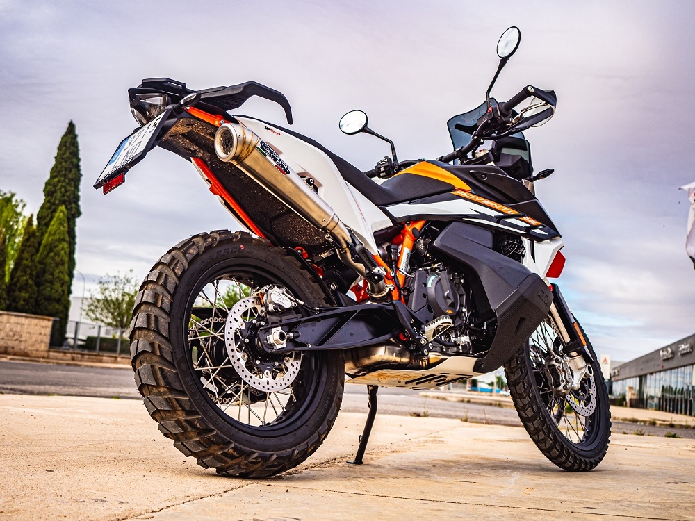 Pot echappement compatible avec Ktm Adventure 890 2020-2024, Powercone Evo, Échappement légal, homologué,silencieux avec db killer amovible et tuyau de liaison spécifique 