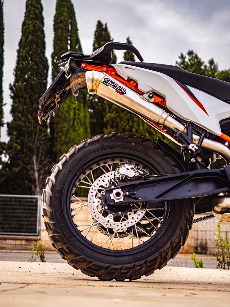 Pot echappement compatible avec Ktm Adventure 890 2020-2024, Powercone Evo, Échappement légal, homologué,silencieux avec db killer amovible et tuyau de liaison spécifique 
