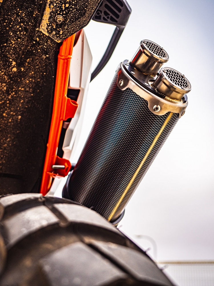 Pot echappement compatible avec Ktm Duke 890 2021-2024, Dual Poppy, Échappement légal, homologué,silencieux avec db killer amovible et tuyau de liaison spécifique 