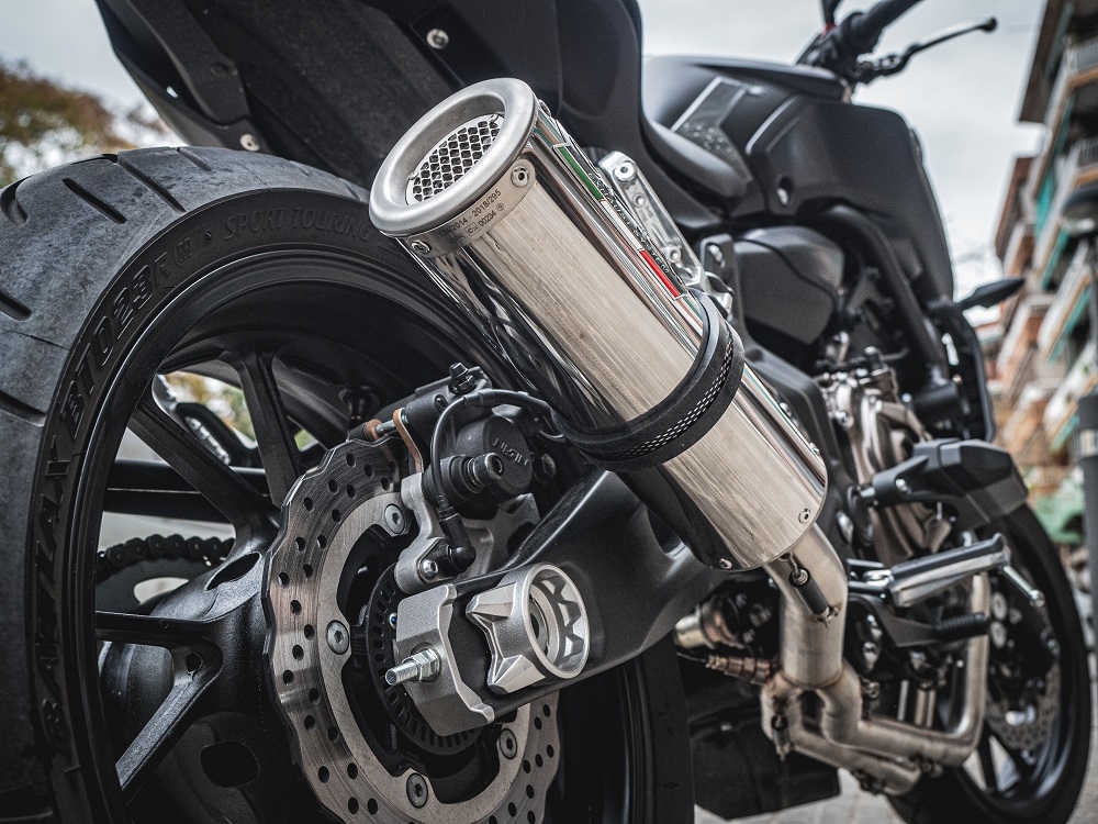 Pot echappement compatible avec Yamaha Mt-07 2014-2016, M3 Inox , Pot echappement racing, ligne complet, fourni avec collecteur spécifique, article sans homologation 