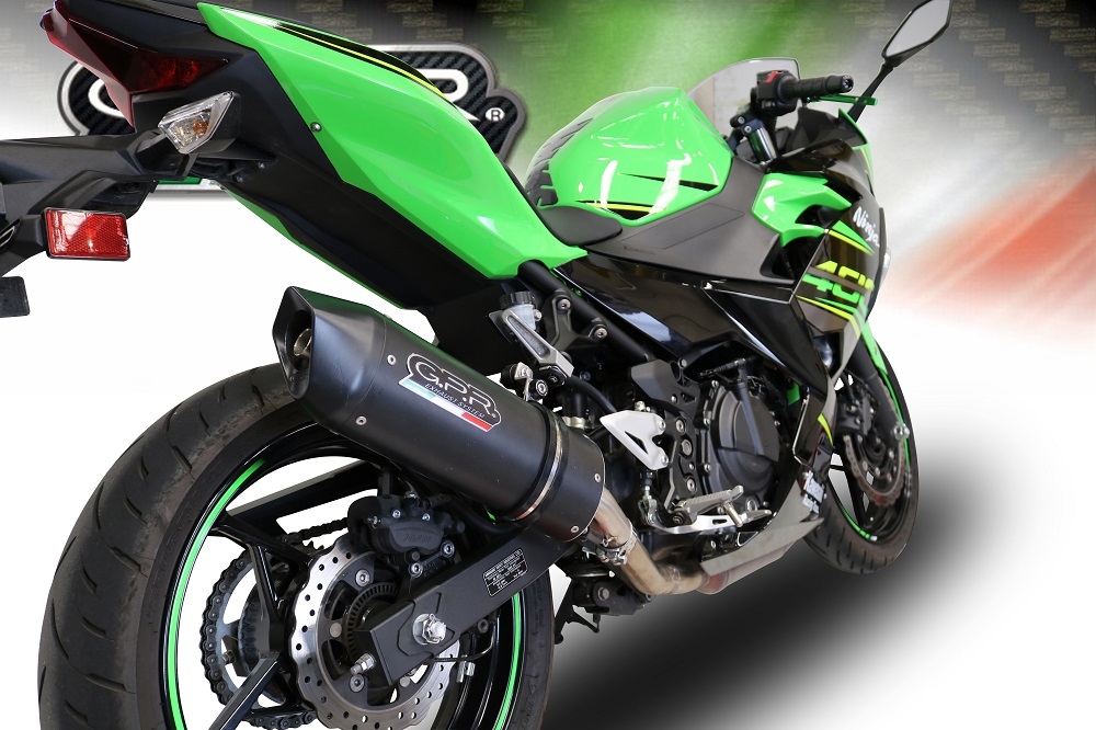 Pot echappement compatible avec Kawasaki Z 400 2023-2025, Furore Evo4 Nero, Échappement légal, homologué,silencieux avec db killer amovible et tuyau de liaison spécifique 