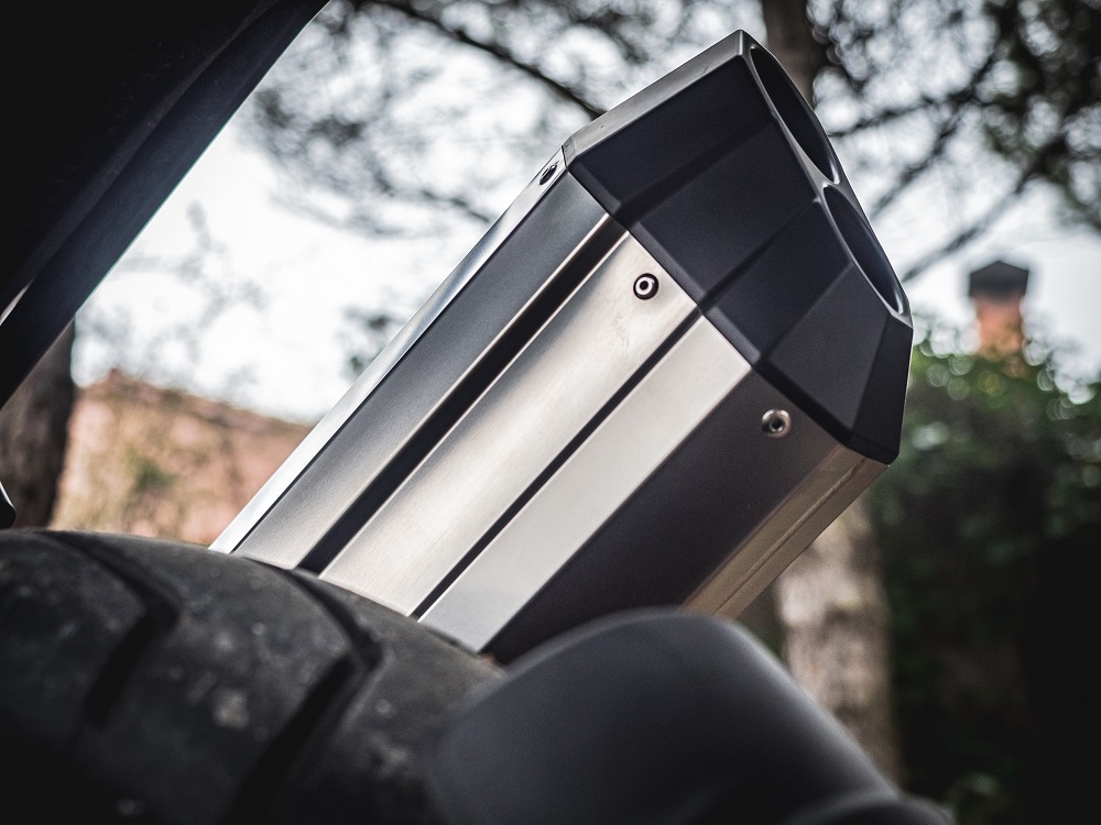 Pot echappement compatible avec Bmw R 1250 Gs -Adventure 2021-2024, Hyper Sonic Titanium, Échappement légal, homologué,silencieux avec db killer amovible et tuyau de liaison spécifique 