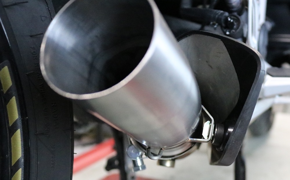 Pot echappement compatible avec Bmw R 1250 R -Rs 2021-2024, M3 Poppy , Échappement légal, homologué,silencieux avec db killer amovible et tuyau de liaison spécifique 