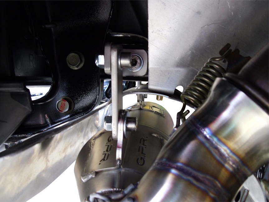 Pot echappement compatible avec Polaris Sportsman Xp 850 - Xp 850 Forest 2010-2014, Power Bomb, Échappement légal, homologué,silencieux avec db killer amovible et tuyau de liaison spécifique 