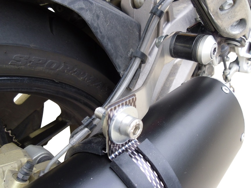 Pot echappement compatible avec Aprilia Caponord 1200 2013-2016, Furore Nero, Échappement légal, homologué,silencieux avec db killer amovible et tuyau de liaison spécifique 