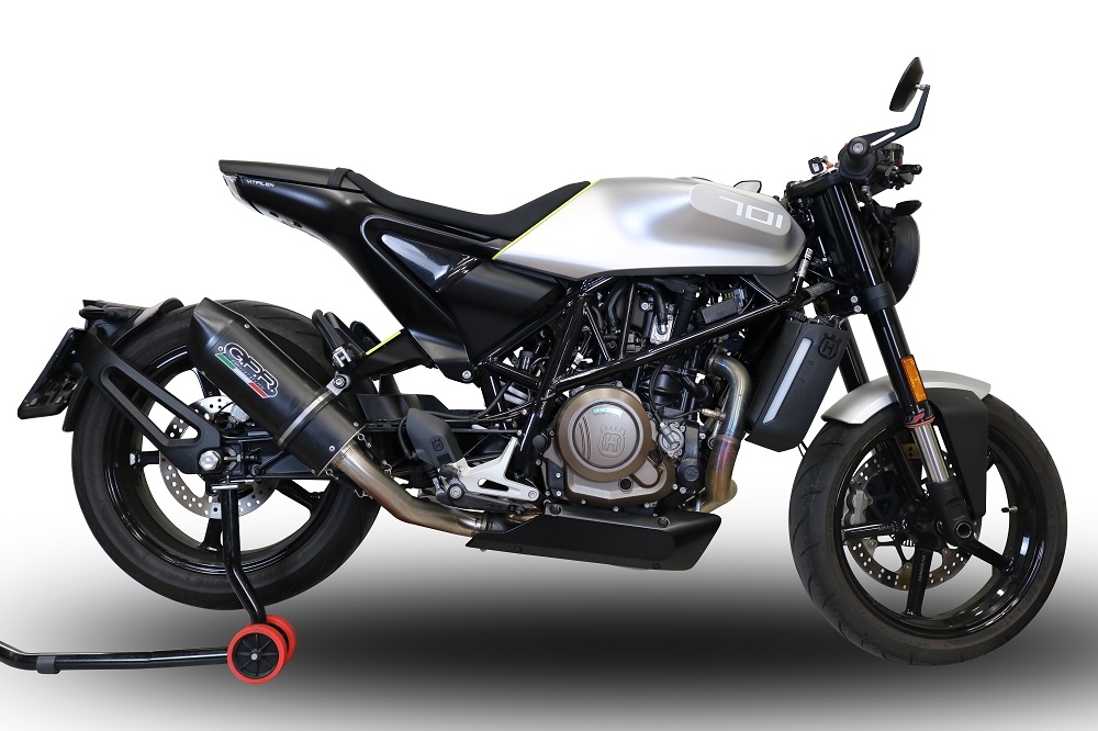 Pot echappement compatible avec Husqvarna Svartpilen 701 2018-2020, Furore Evo4 Nero, Échappement légal, homologué,silencieux avec db killer amovible et tuyau de liaison spécifique 