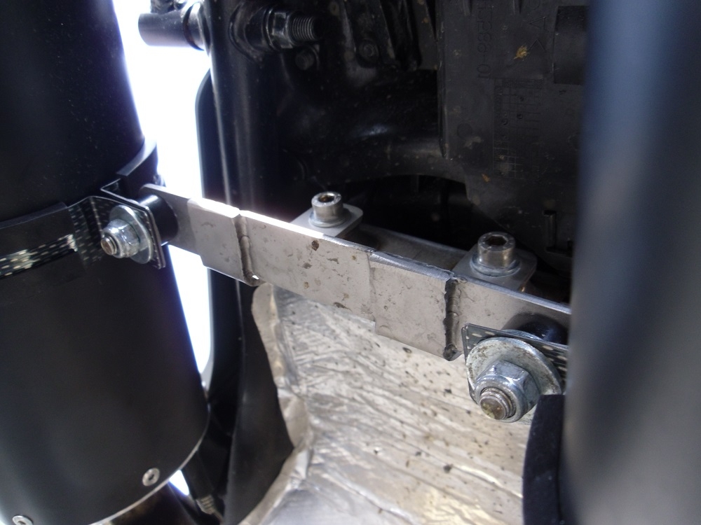 Pot echappement compatible avec Yamaha Xt 660 Z Teneré 2008-2016, Satinox , Paire de pot d'échappement homologuées, livrées avec db killer amovible et raccords spécifiques 