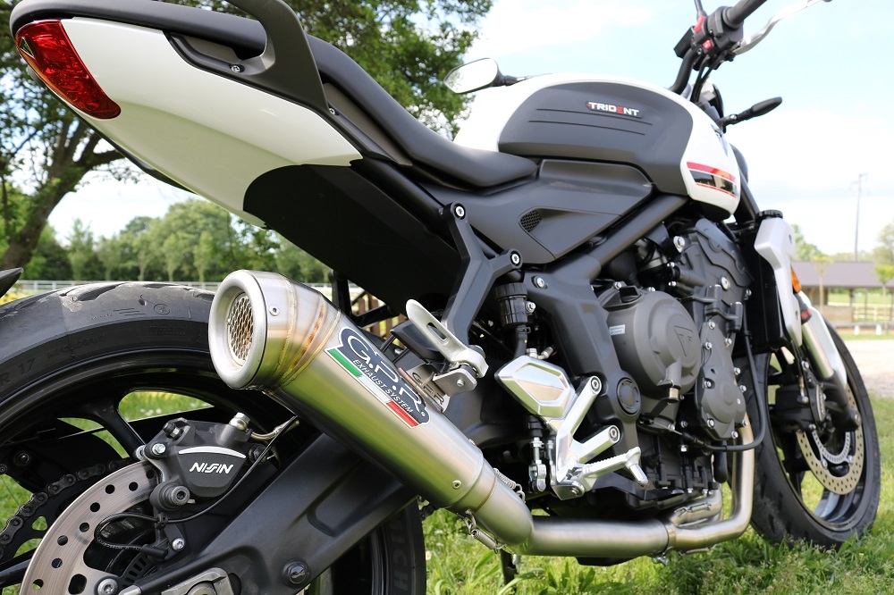 Pot echappement compatible avec Triumph Trident 660 2021-2024, Powercone Evo, Homologué et légal, système d'échappement complet avec catalyseur et db killer amovible 