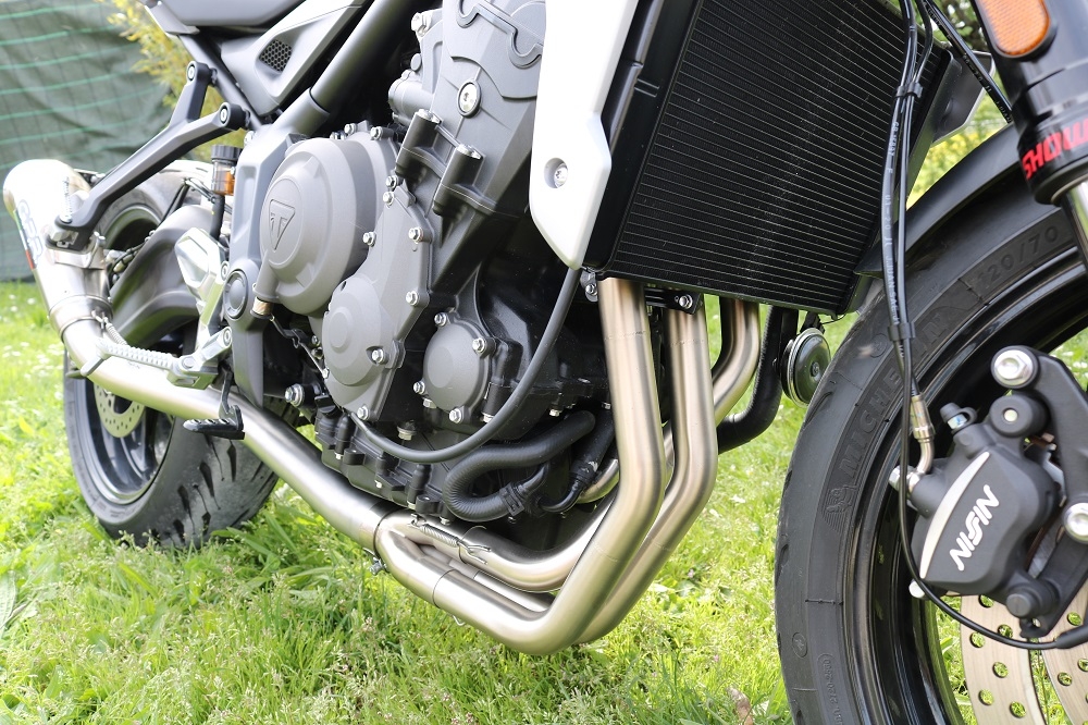 Pot echappement compatible avec Triumph Trident 660 2021-2024, Powercone Evo, Homologué et légal, système d'échappement complet avec catalyseur et db killer amovible 