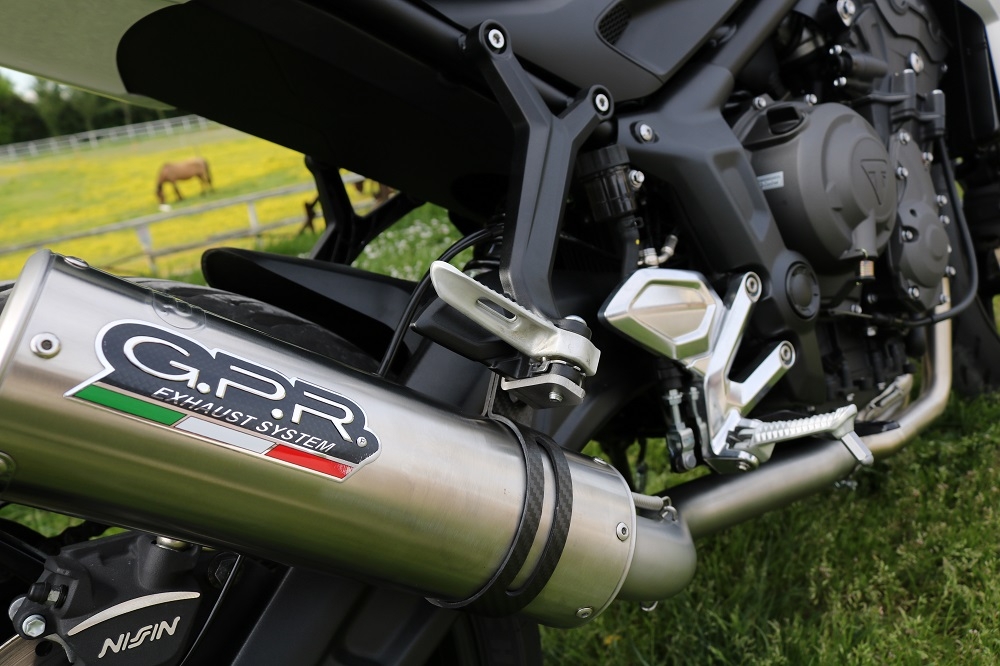 Pot echappement compatible avec Triumph Trident 660 2021-2024, M3 Titanium Natural, Homologué et légal, système d'échappement complet avec catalyseur et db killer amovible 