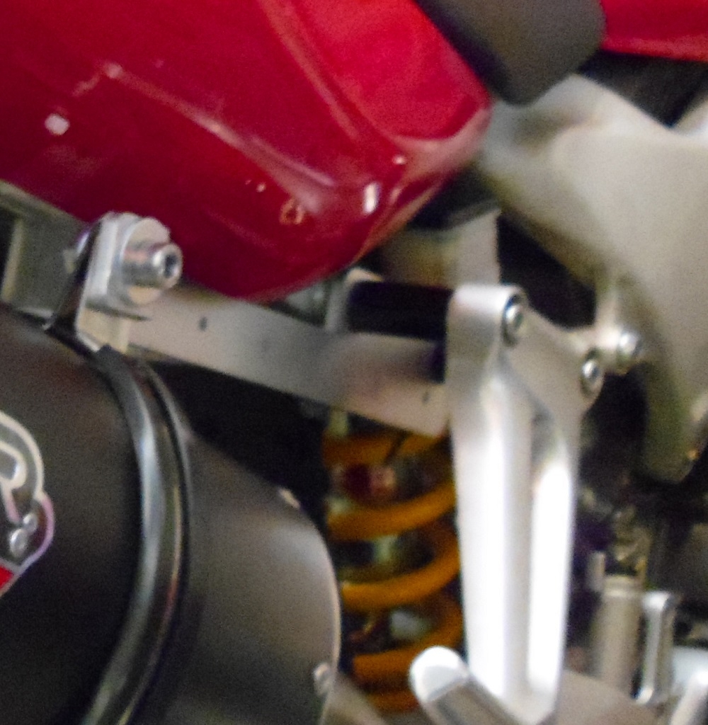 Pot echappement compatible avec Honda Vtr 1000 Sp-1 RC51 2000-2001, M3 Titanium Natural, Paire de pot d'échappement homologuées, livrées avec db killer amovible et raccords spécifiques 