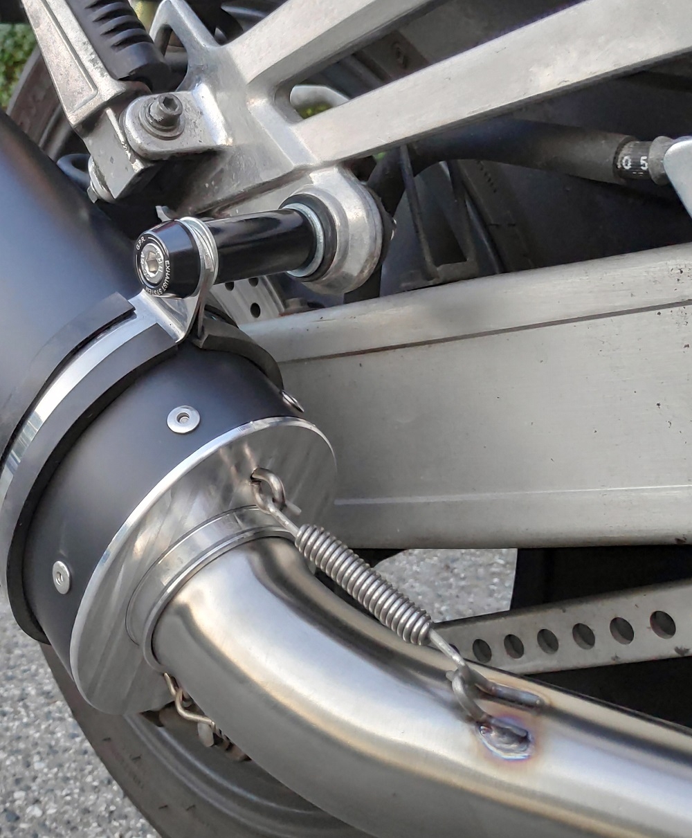 Pot echappement compatible avec Yamaha Xjr 1200 1995-1997, Trioval, Paire de pot d'échappement homologuées, livrées avec db killer amovible et raccords spécifiques 