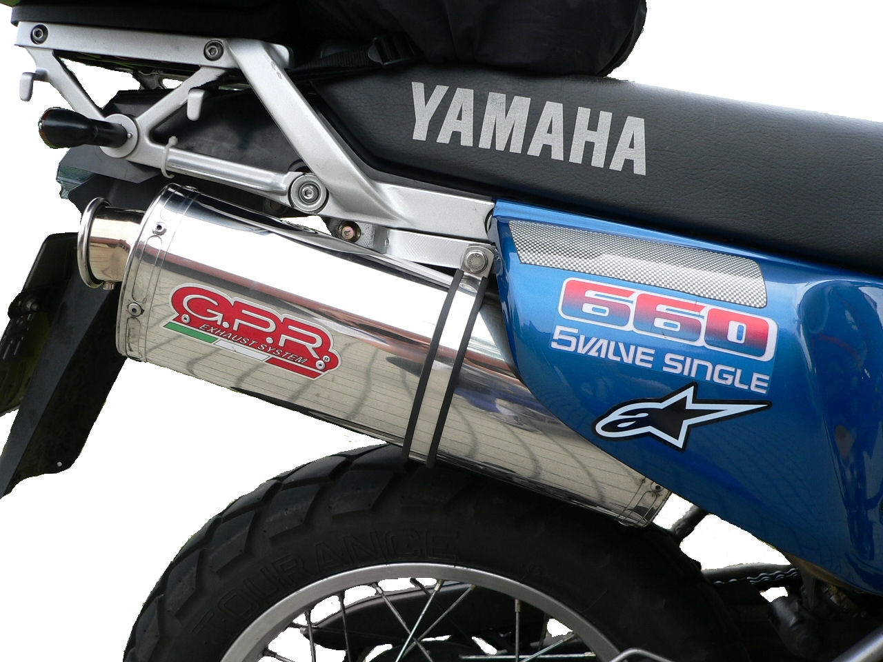 Pot echappement compatible avec Yamaha Xtz 660 Teneré 1991-1998, Trioval, Échappement légal, homologué,silencieux avec db killer amovible et tuyau de liaison spécifique 