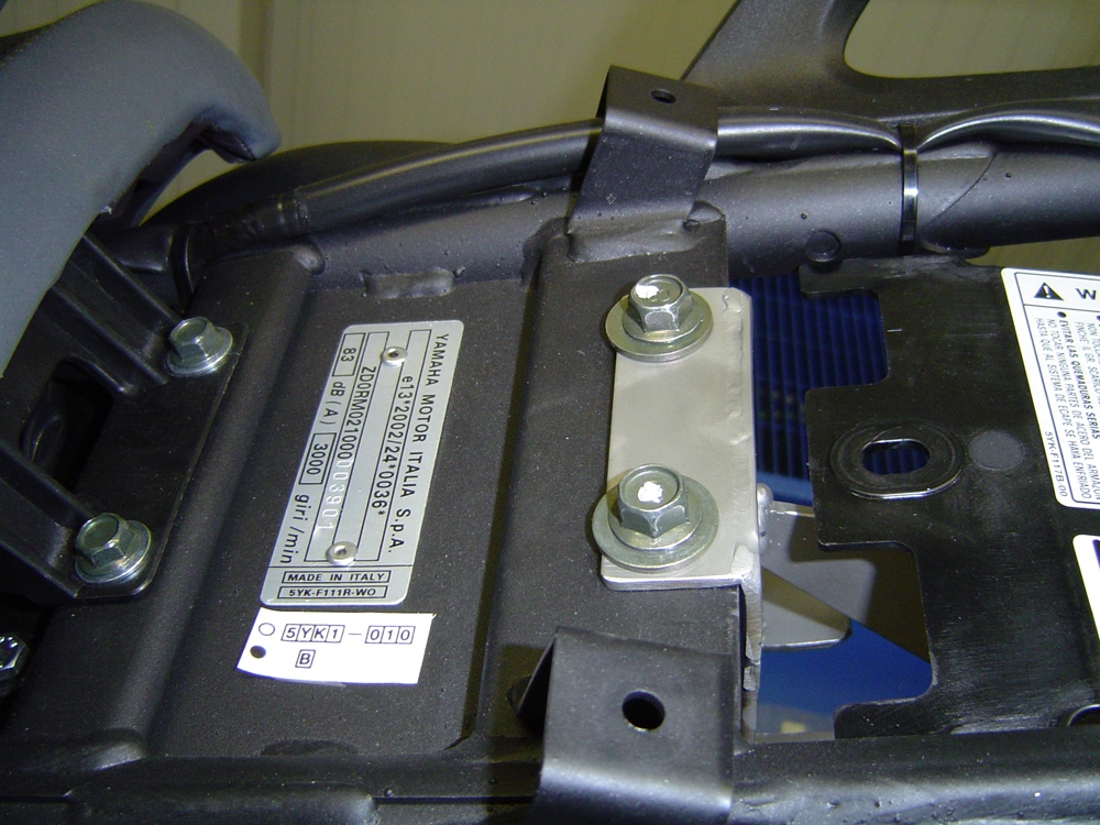 Pot echappement compatible avec Yamaha MT03 660 2006-2013, Albus Ceramic, Paire de pot d'échappement homologuées, livrées avec db killer amovible et raccords spécifiques 