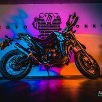 Pot echappement compatible avec Zontes Gk 125 2022-2024, M3 Black Titanium, Homologué et légal, système d'échappement complet avec catalyseur et db killer amovible 