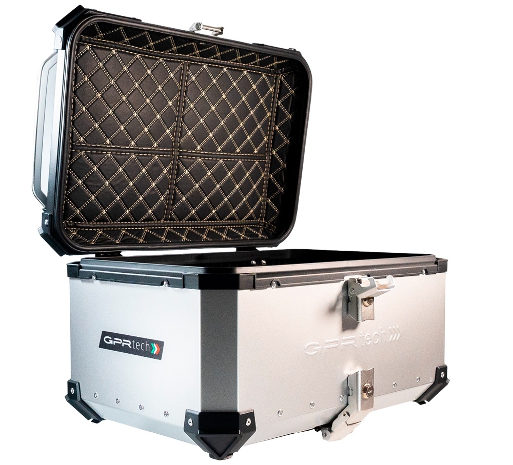 GPR TECH TOP CASE ALPI-TECH 55 LT. ARGENT Top case en aluminium, avec Dossier souple, couleur argent avec plaque universelle incluse Capacité Litres 55