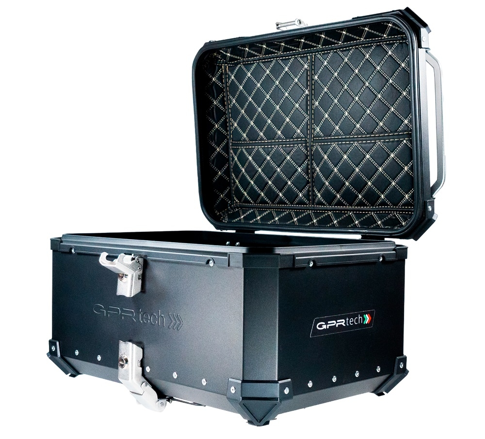 GPR TECH TOP CASE ALPI-TECH 55 LT NOIR Top case en aluminium, avec Dossier souple, couleur noire avec plaque universelle incluse Capacité Litres 55