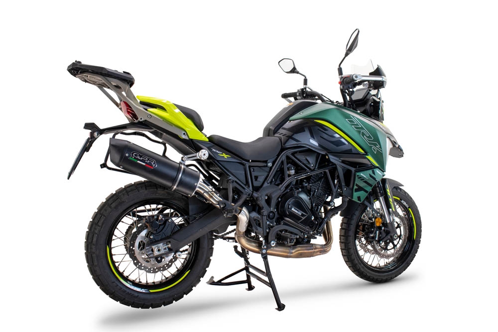 Pot echappement compatible avec Benelli Trk 702 X 2023-2024, Furore Evo4 Nero, Échappement légal, homologué,silencieux avec db killer amovible et tuyau de liaison spécifique 