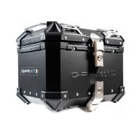 GPR TECH TOP CASE ALPI-TECH 26 LT. NOIR Top case en aluminium, avec Dossier souple, couleur noire avec plaque universelle incluse Capacité Litres 26