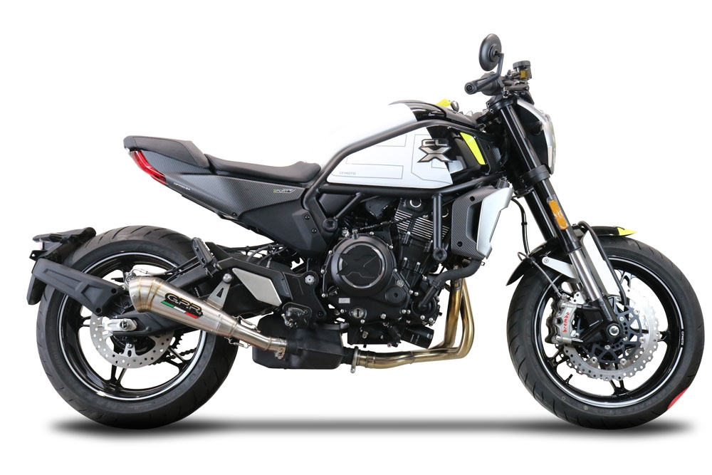 Pot echappement compatible avec Cf Moto 700 CL-X Adv 2022-2024, Powercone Evo, Échappement légal, homologué,silencieux avec db killer amovible et tuyau de liaison spécifique 