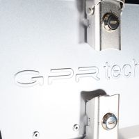GPR TECH TOP CASE ALPI-TECH 55 LT. ARGENT Top case en aluminium, avec Dossier souple, couleur argent avec plaque universelle incluse Capacité Litres 55