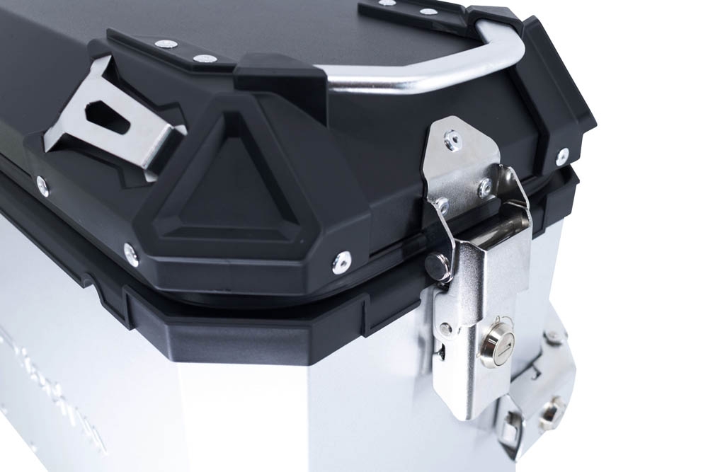 Paire de valises latérales en aluminium avec côté droit profilé, couleur noire avec support de valise spécifique GPR TECH compatible avec  Bmw F 850 Gs 2021/2023 e5