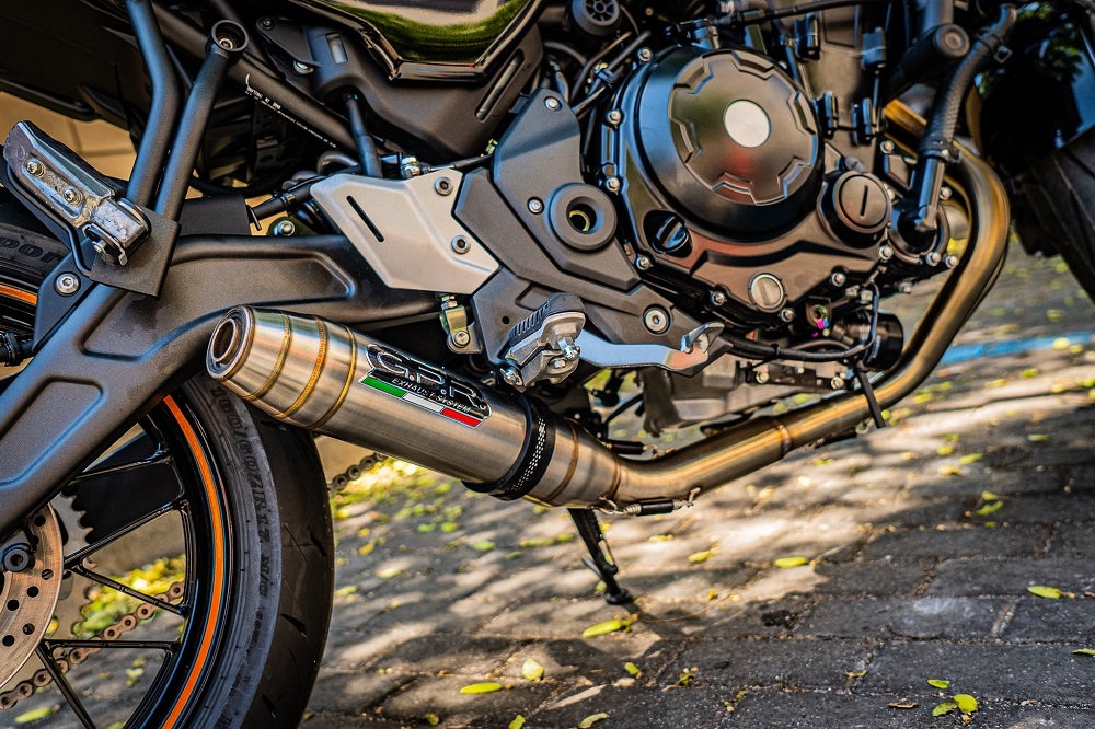 Pot echappement compatible avec Kawasaki Z 650 RS 2021-2023, Deeptone Inox, Pot echappement racing, ligne complet, fourni avec collecteur spécifique, article sans homologation 