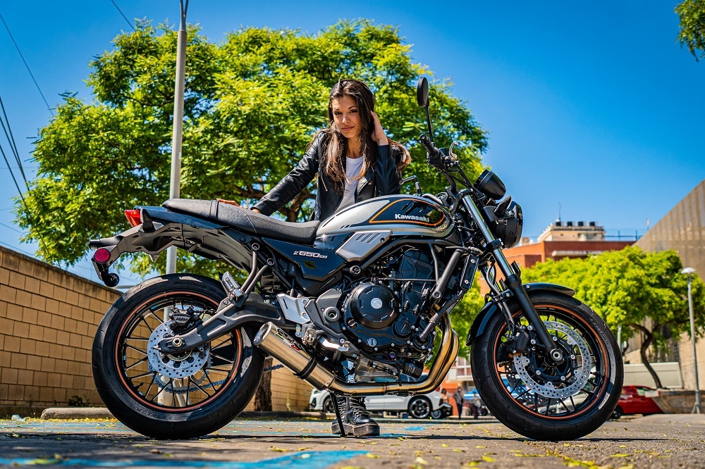 Pot echappement compatible avec Kawasaki Z 650 RS 2021-2023, M3 Inox , Silencieux homologué pour bruit, échappement complet avec catalyseur et db killer 