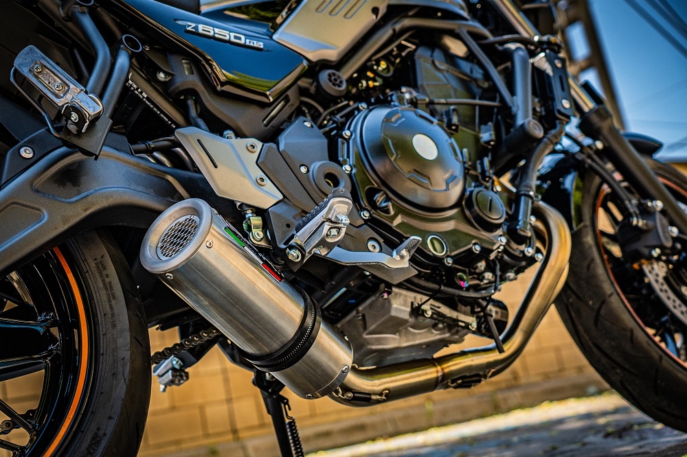 Pot echappement compatible avec Kawasaki Z 650 RS 2021-2023, M3 Inox , Silencieux homologué pour bruit, échappement complet avec catalyseur et db killer 