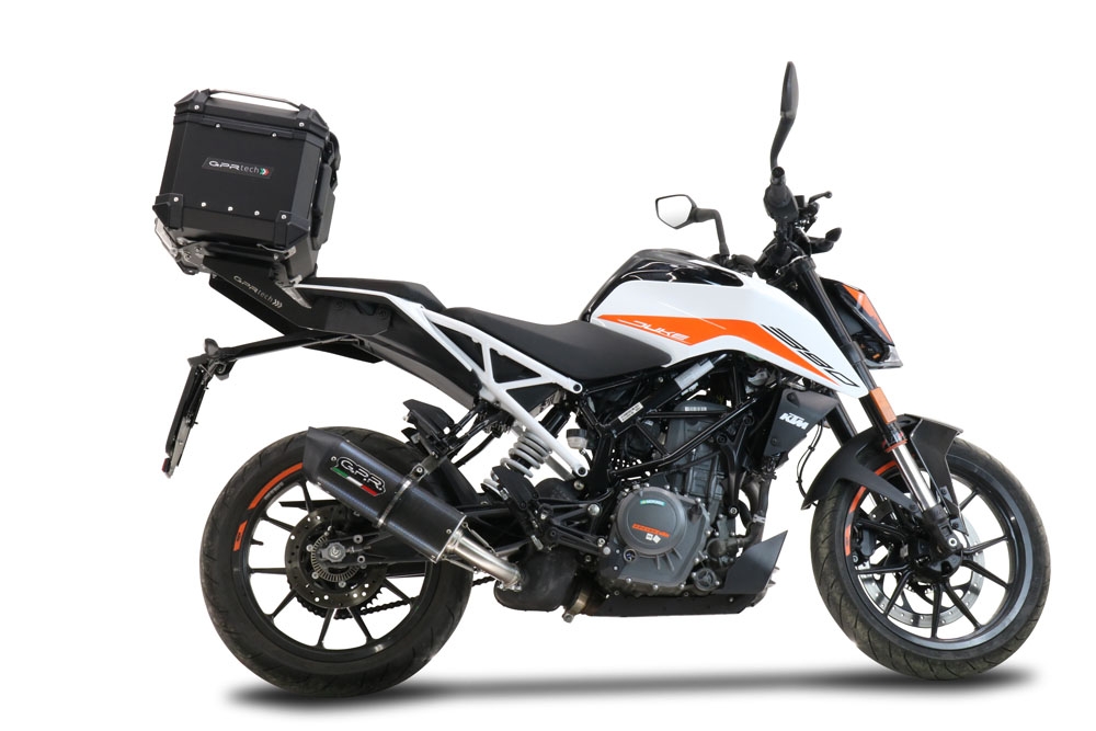 Top case en aluminium, couleur argent avec  porte-bagases y plaque spécifique Top-case GPR TECH compatible avec  Ktm Duke 125 2021/2023 e5