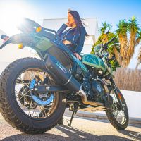 Pot echappement compatible avec Royal Enfield Himalayan 410 Diam.36mm 2017-2020, Furore Nero, Pot échappement racing, avec les tuyaux de liaison, article sans homologation 