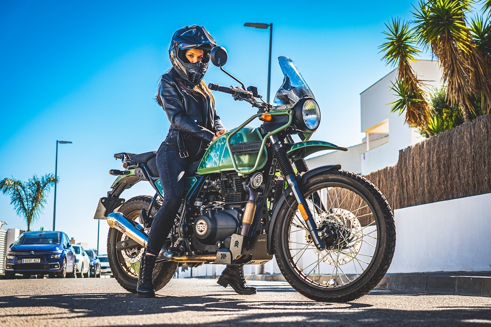 Pot echappement compatible avec Royal Enfield Himalayan 410 DIAM 42.5 2017-2020, Powercone Evo, Échappement légal, homologué,silencieux avec catalyseur, db killer amovible et tuyau de liaison spécifique 